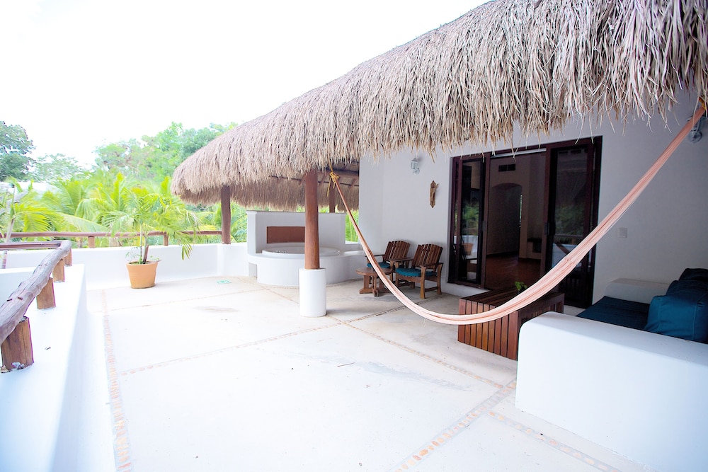 Superior Suite, Garden View - Photo 6