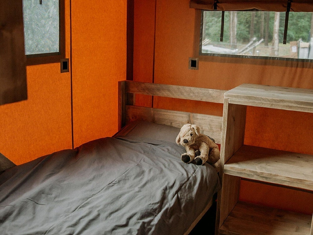 Classic Tent, 2 Bedrooms