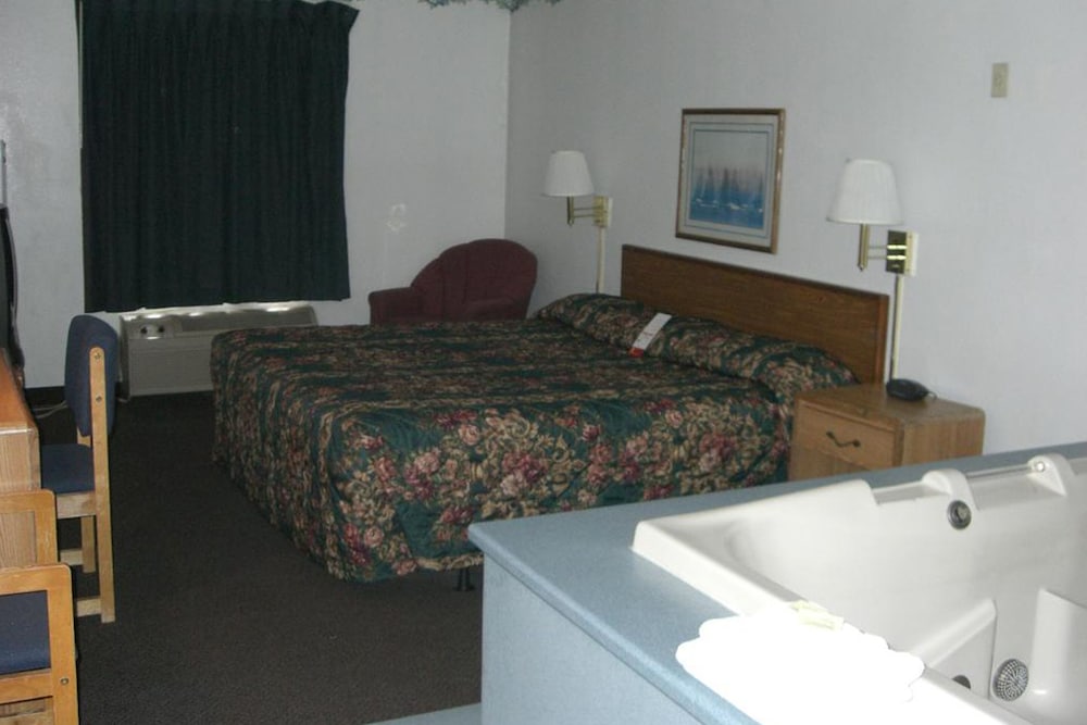 Jacuzzi 1 King Bed Non-Smoking photo 3