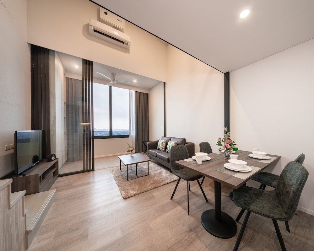 Executive Duplex (Studio, Triple) photo 2