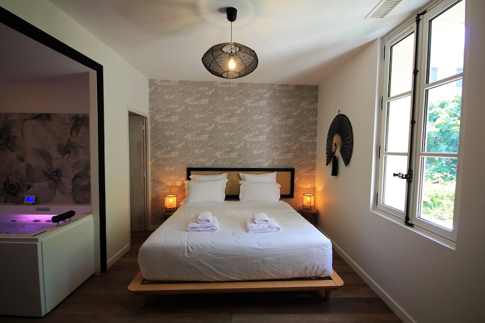 Premium Studio Suite, 1 King Bed