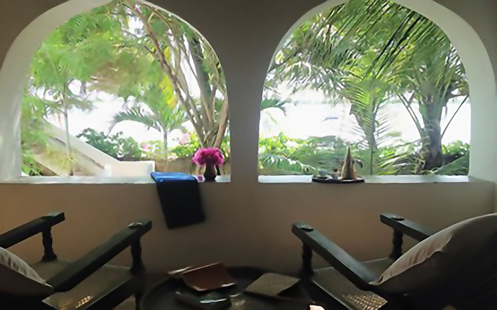 Standard Twin Room, Ocean View, Beachside photo 2