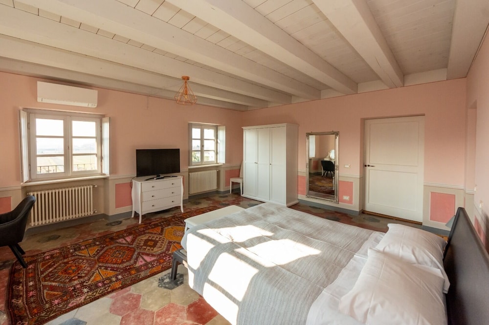 Superior Suite photo 1