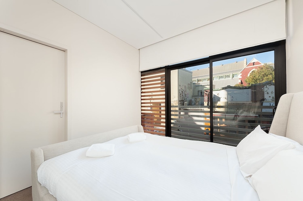 Apartment, 1 Bedroom, Private Bathroom, City View photo 2