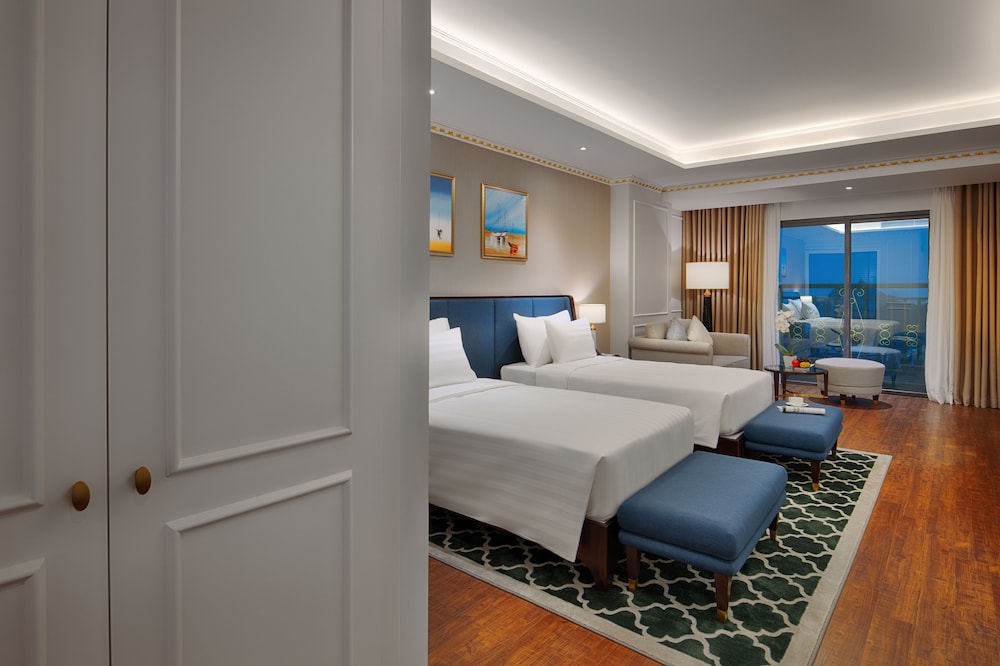 Deluxe Twin Room, Bay View - Photo 7
