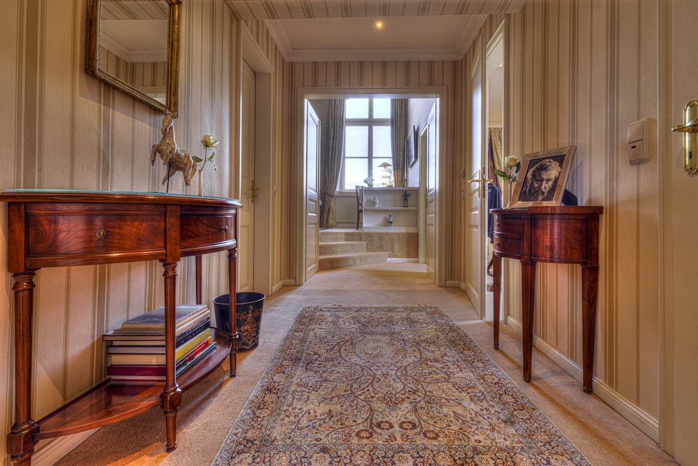 Suite, 1 Bedroom photo 3