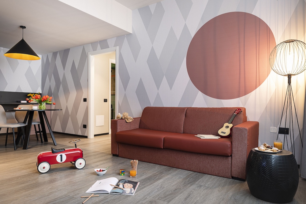 Family Apartment photo 2
