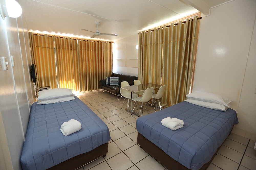 Family Apartment, 2 Bedrooms, Harbor View photo 1