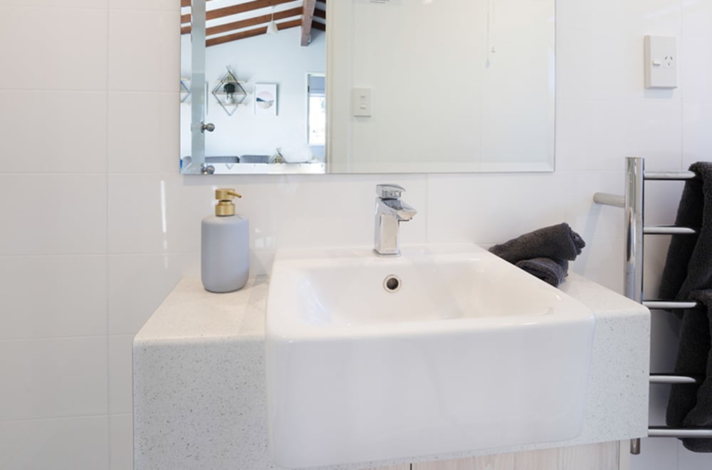 Self Contained Unit - 1 Bedroom Family (1BR) - Photo 8