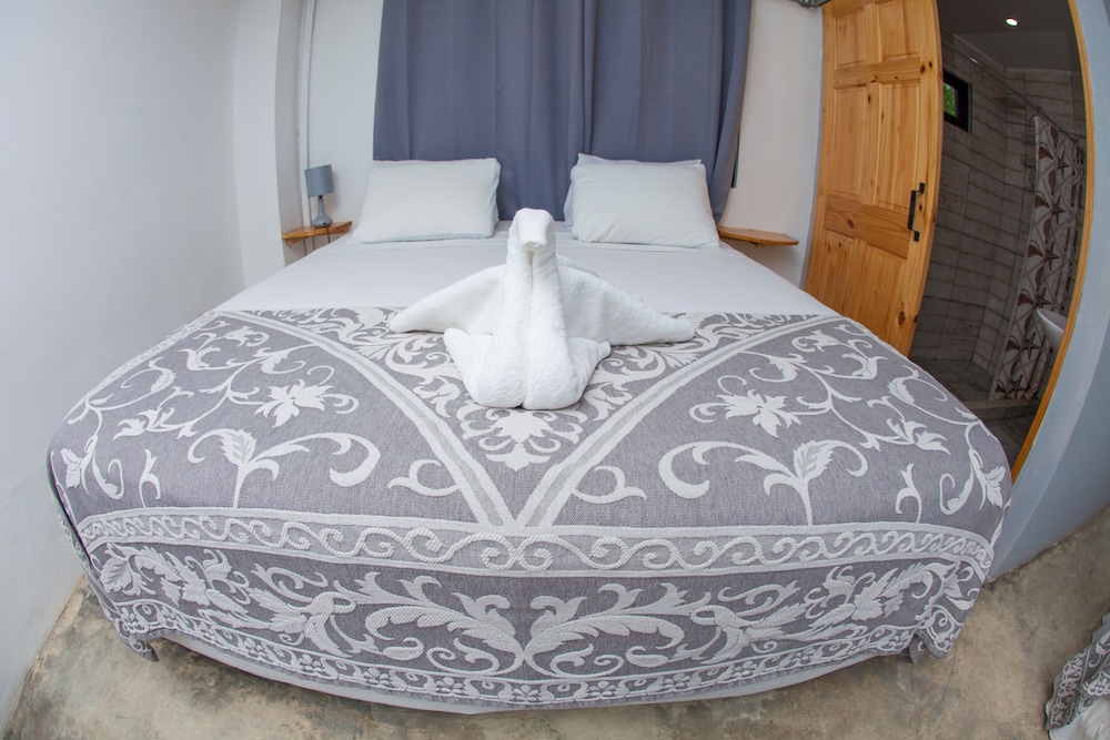 Junior Suite King Bed and Sofa Bed photo 1