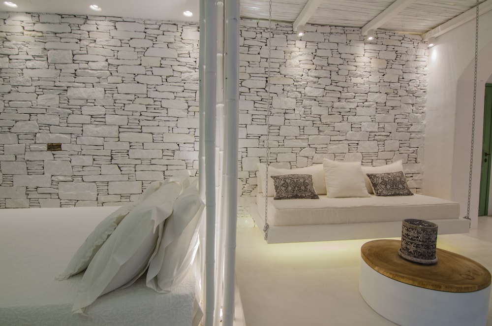 Deluxe Suite, Private Pool photo 3
