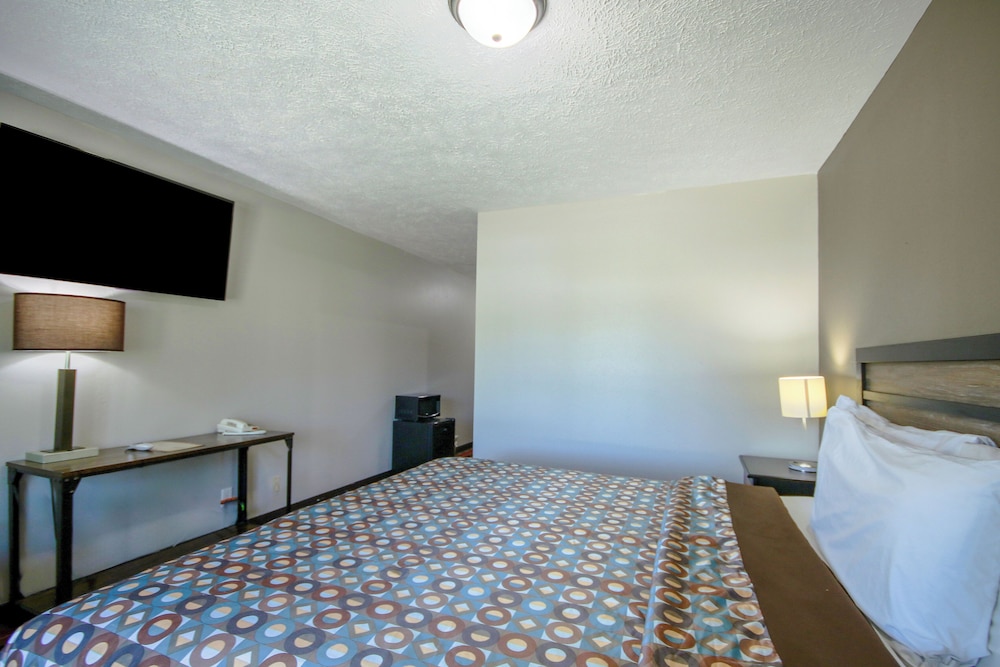 Room, 1 King Bed, Accessible, Non Smoking photo 3