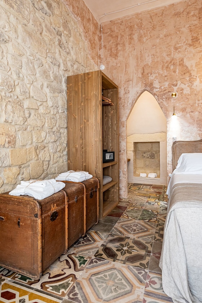 Executive Room photo 3