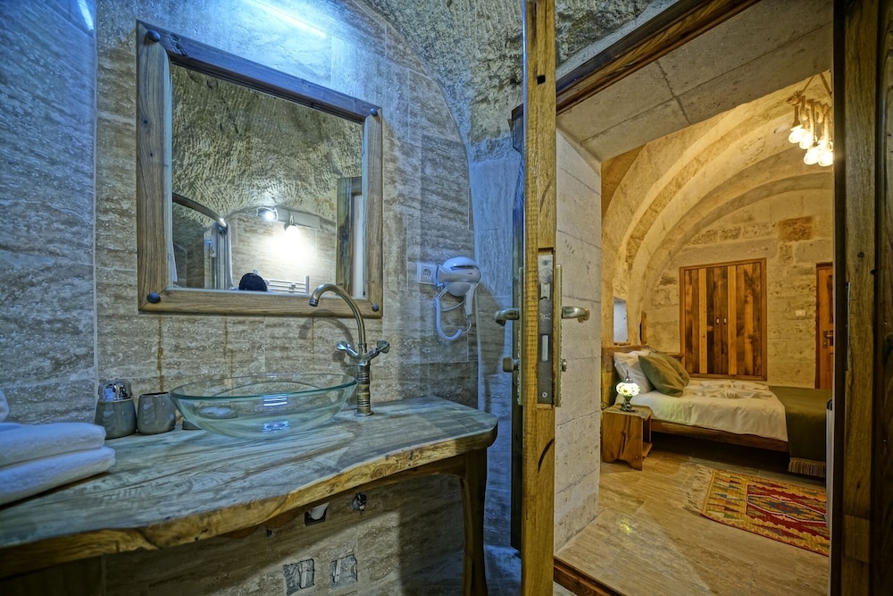 Double Room - Photo 10