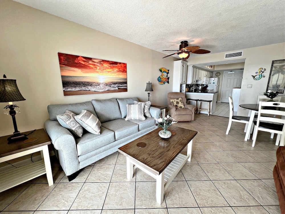 Condo, Multiple Beds, Balcony (Surf Side Shores 1405)