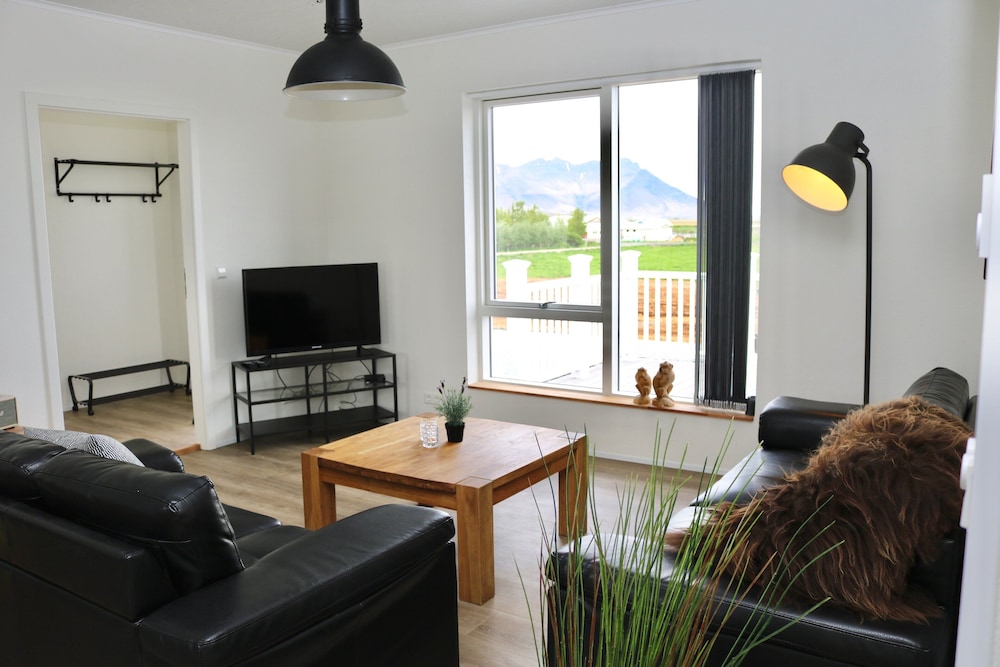 Apartment, 2 Bedrooms (Hlíðin B & C) photo 3