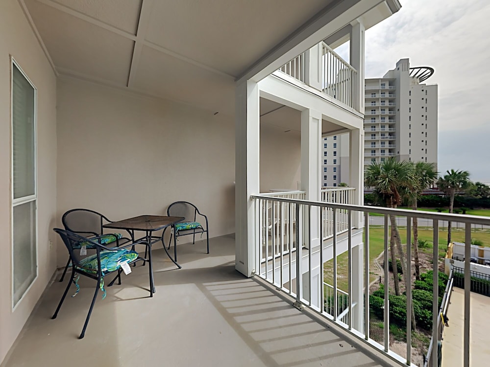 Condo, Multiple Beds, Balcony, Pool View (#306 West - No Pets) photo 2