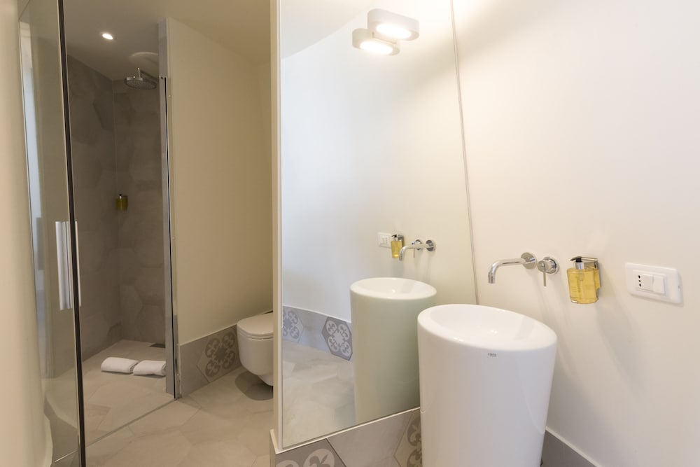 Executive Double Room - Photo 4