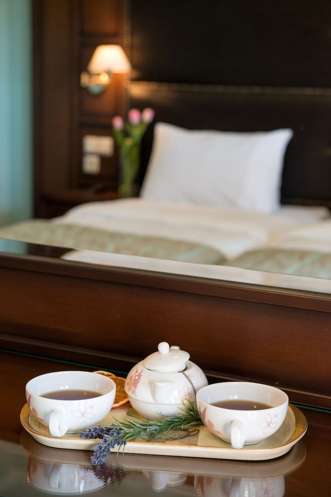 Superior Double or Twin Room - Photo 5