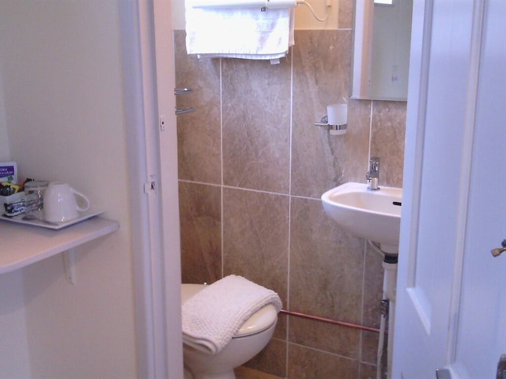 Standard Double Room, Ensuite, Garden View photo 3