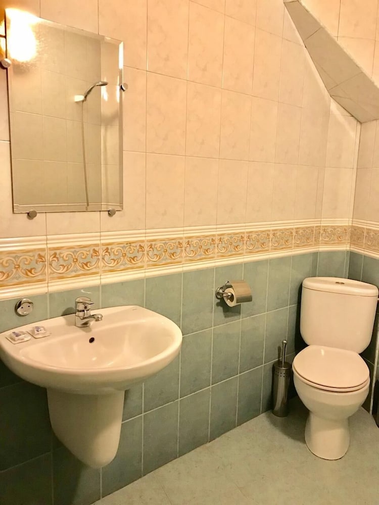 Standard Triple Room photo 2
