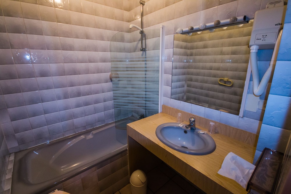 Comfort Double Room - Photo 8