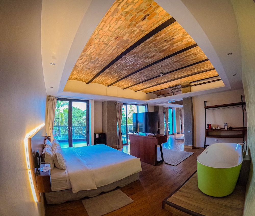 Suite Presidencial Tradicional con vista al río y terraza (1 cama king)