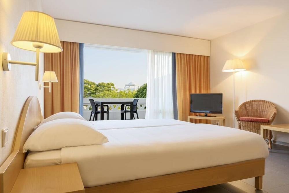 Premium Apartment, 1 Bedroom, Balcony, Beach View