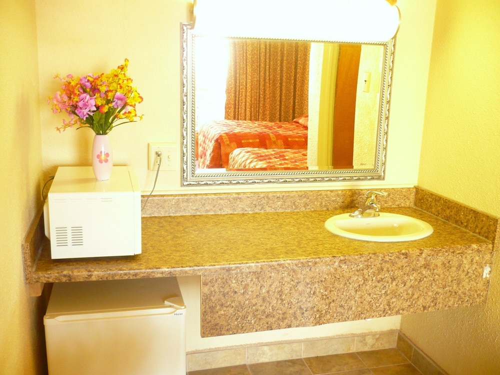 Standard Double Room photo 3