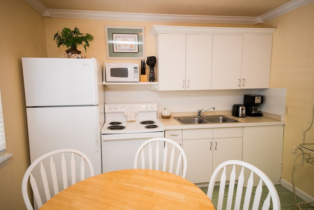 Tradewinds Standard South Cottage photo 3