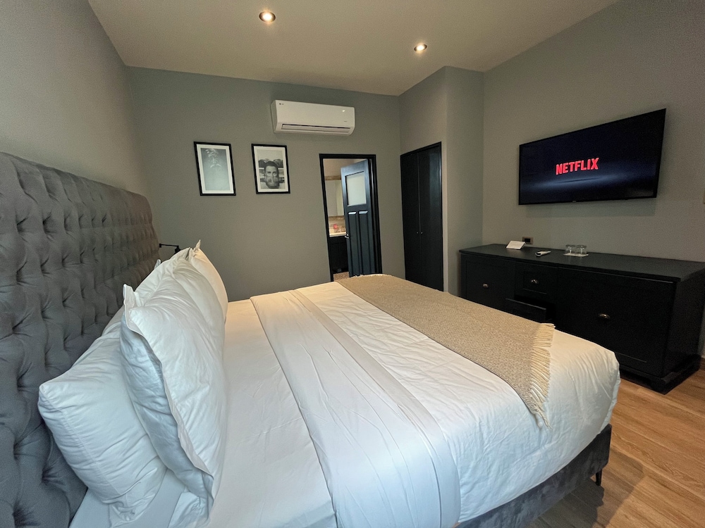 Deluxe King Size photo 2