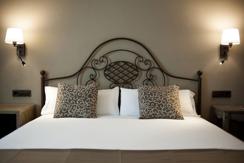 Double Room, Sea View - Photo 3