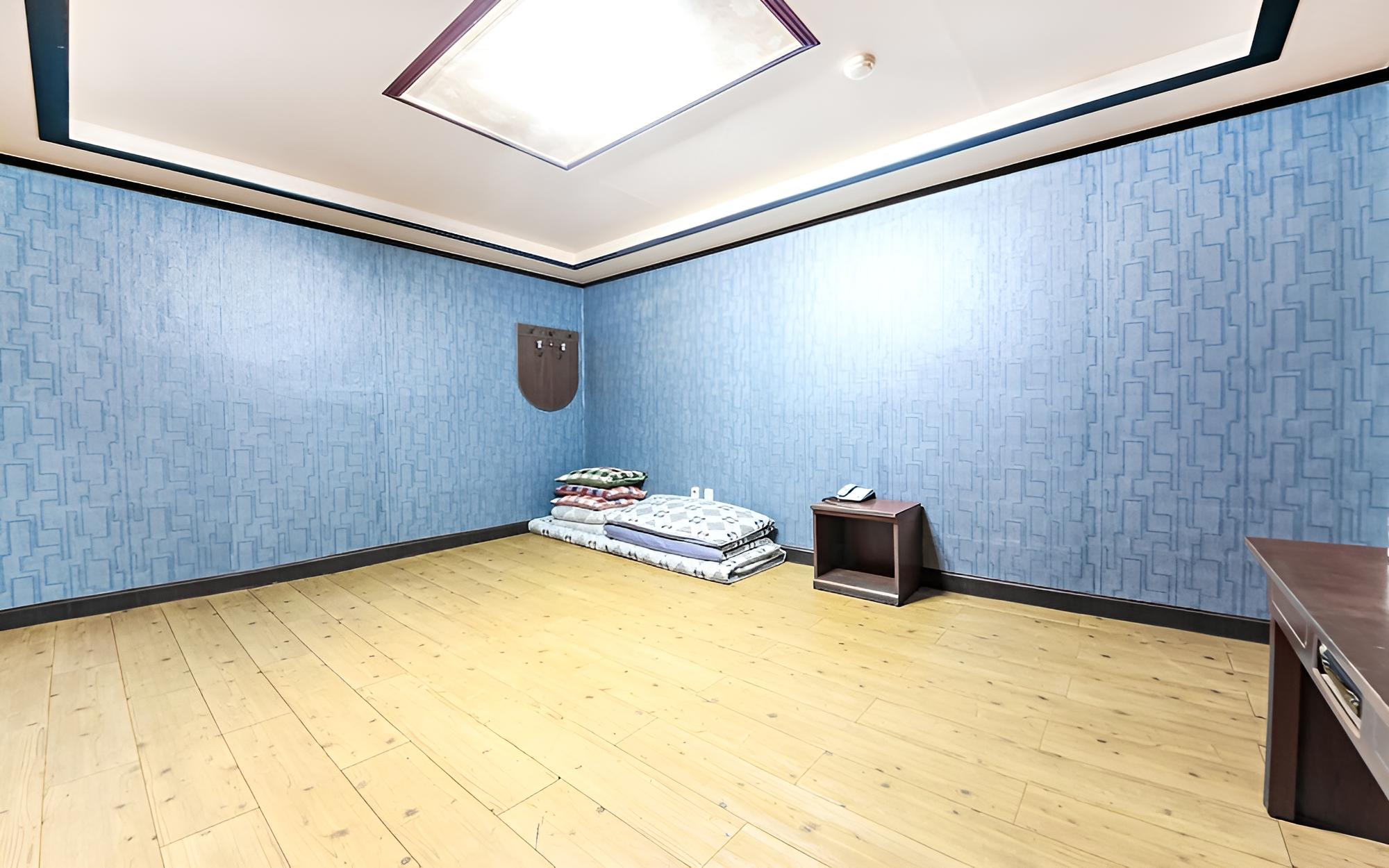 Room (Ondol room) photo 3