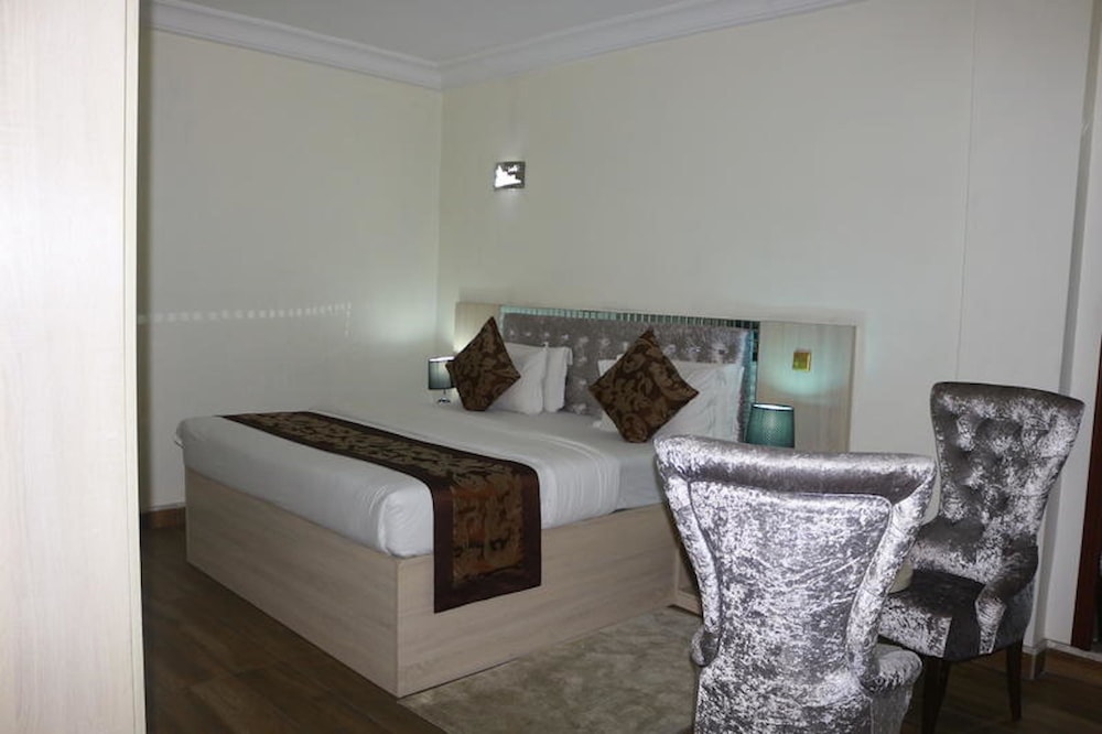 Royal Suite photo 3