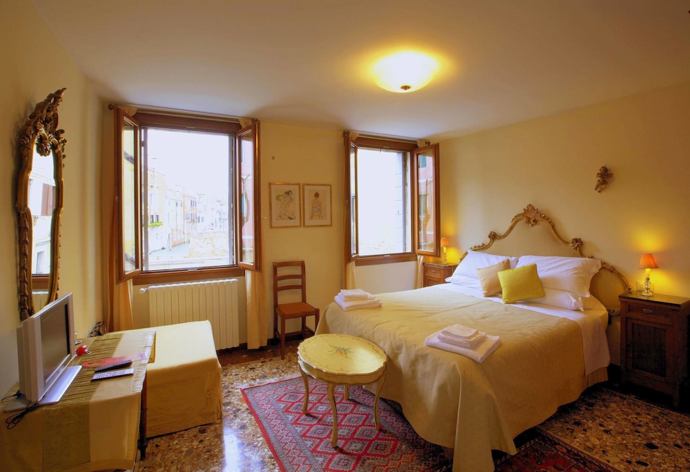 Superior Double Room photo 2