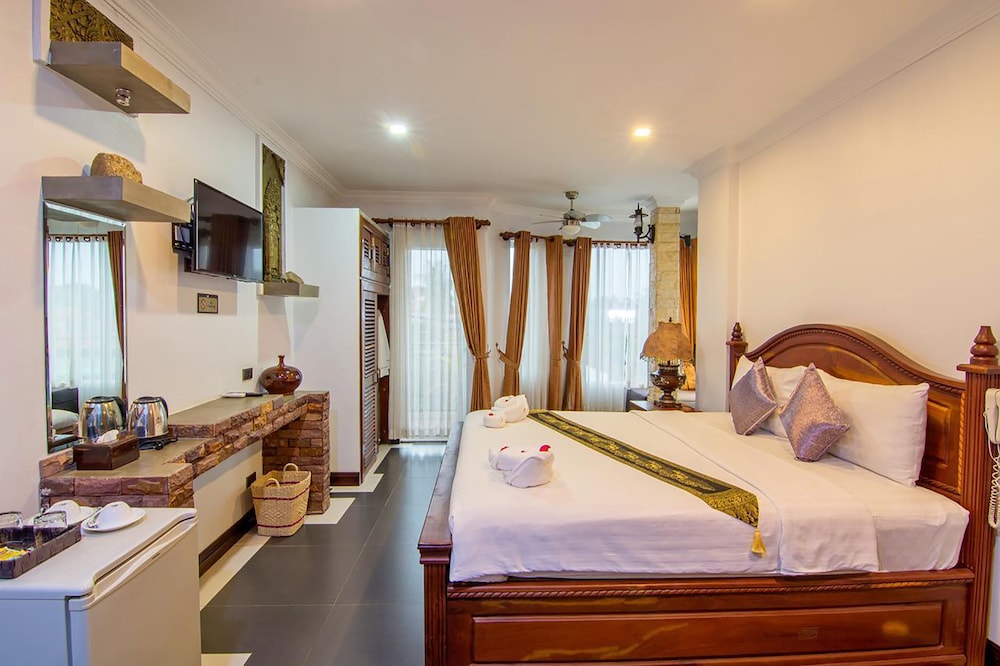 Deluxe Double Room, Pool View photo 2