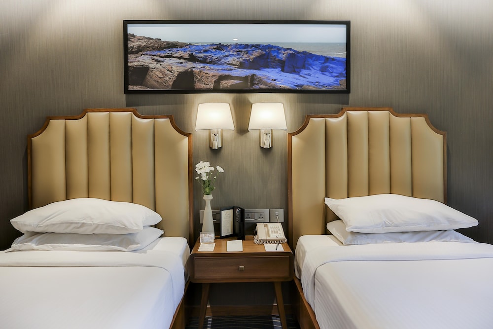 Superior Room thumbnail 5