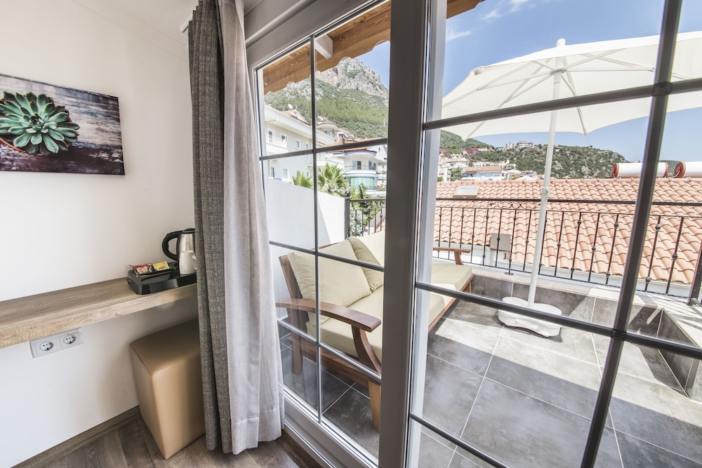 Deluxe Double Room, Balcony (Dekatria) photo 2