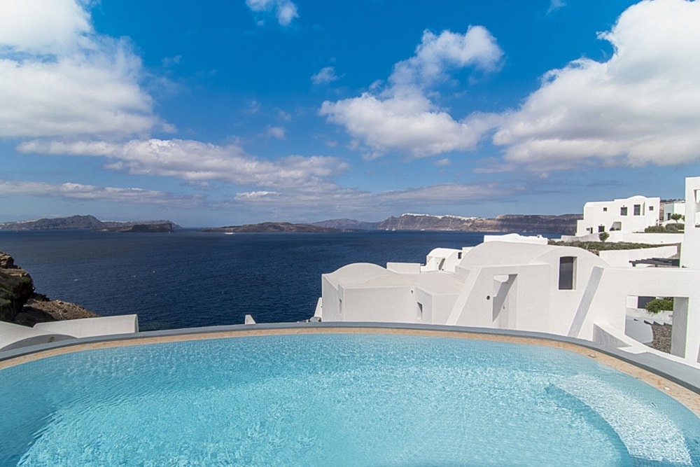 Petit Suite with Private Pool Caldera