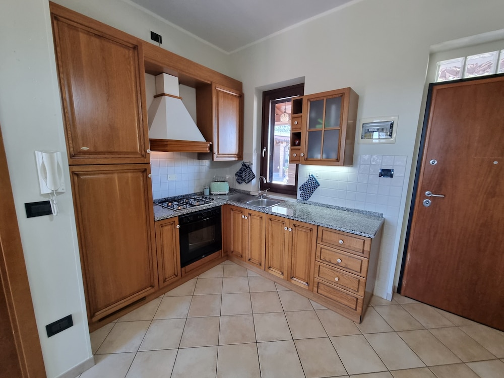 Apartment, 2 Bedrooms, Accessible, Smoking photo 2
