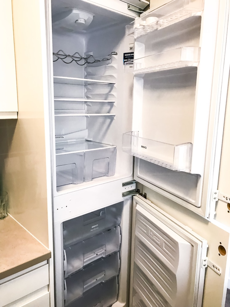 Entire 2 Bedroom Flat Next to Kings College, 사진 18