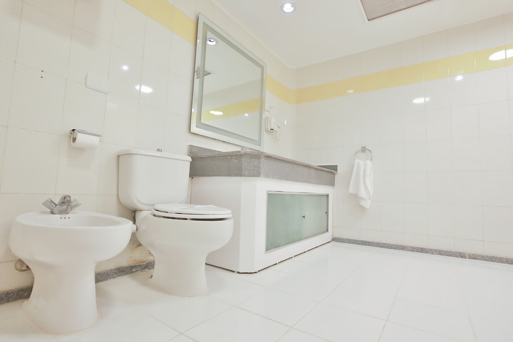 Deluxe Double or Twin Room - Photo 2