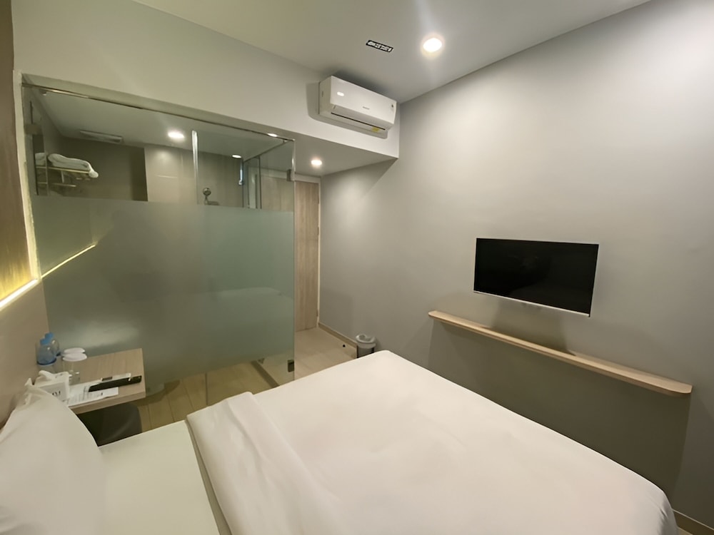 Superior Double Room - Photo 2