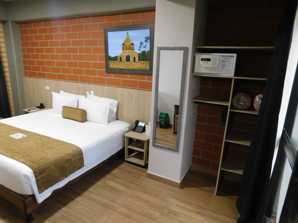 Deluxe Double Room photo 2