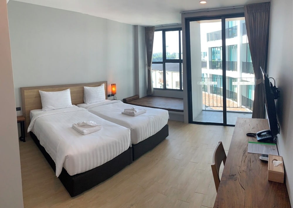 Deluxe Twin Room - Photo 1