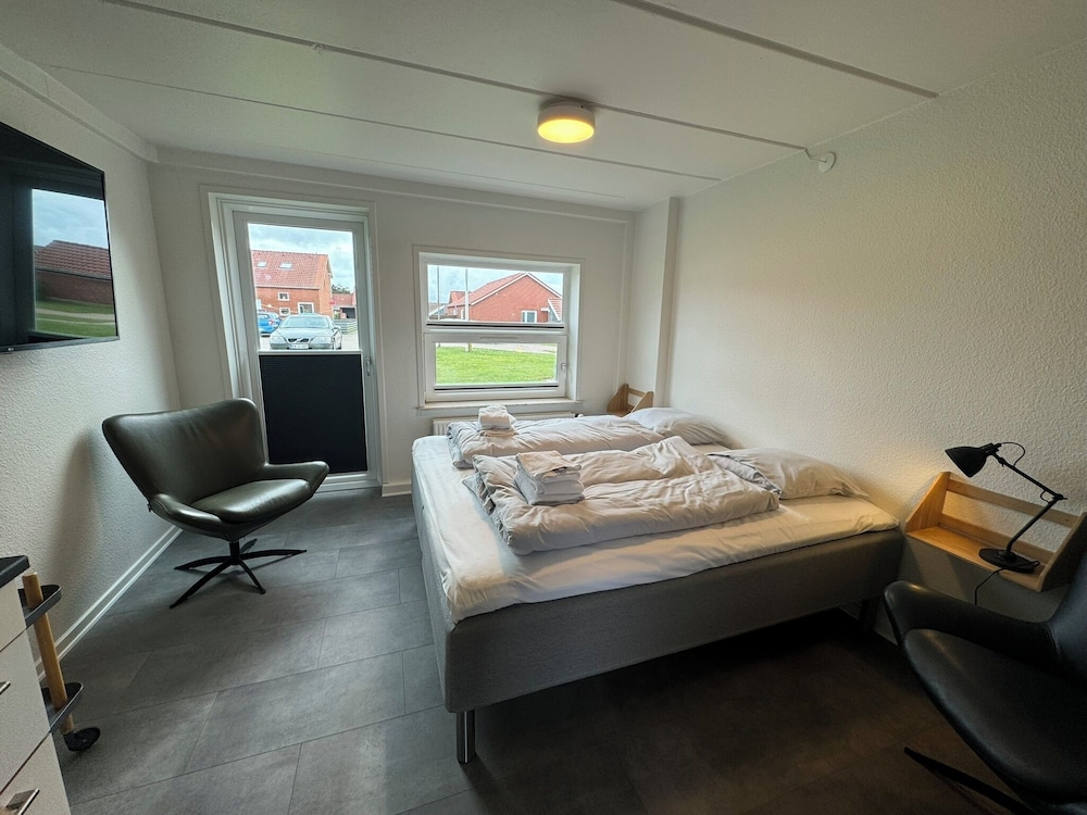 Basic Apartment