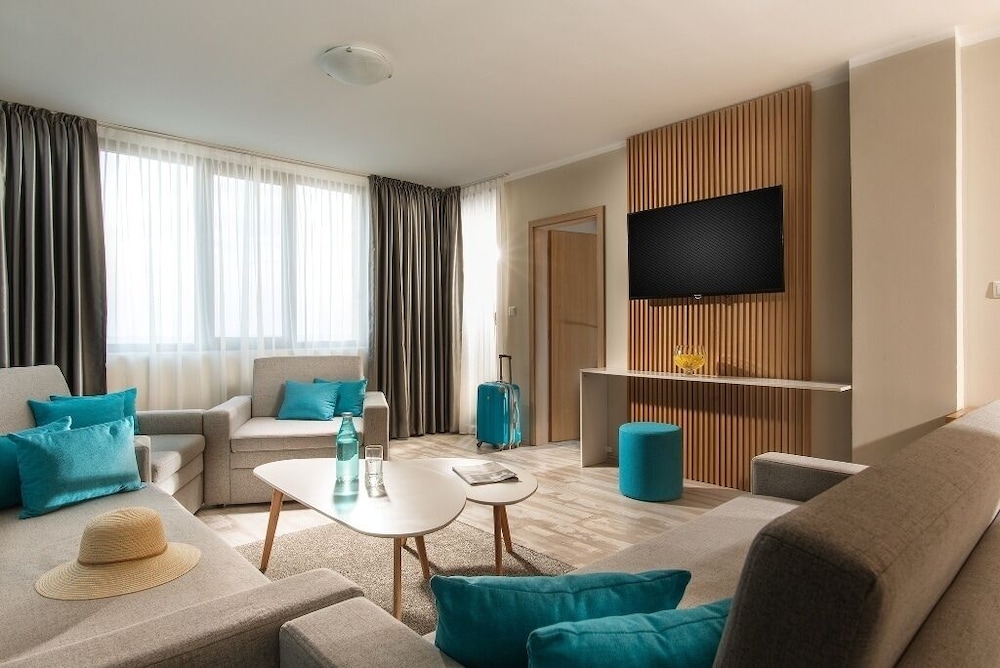 Apartment, 1 Bedroom, Sea View photo 3