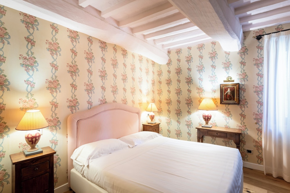 Classic Double Room - Photo 2