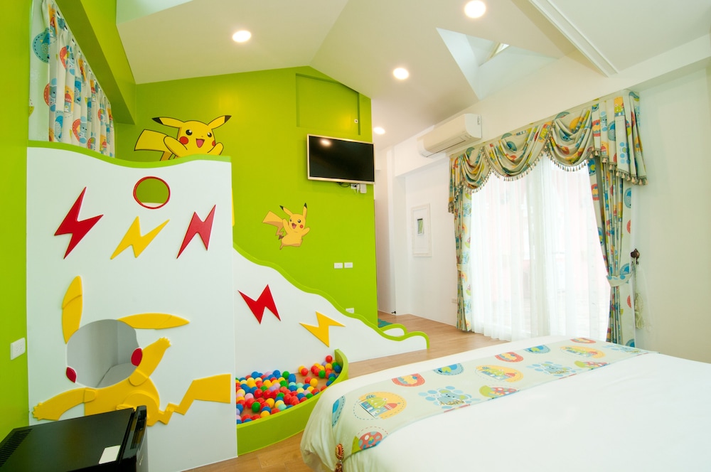 302 photo 1