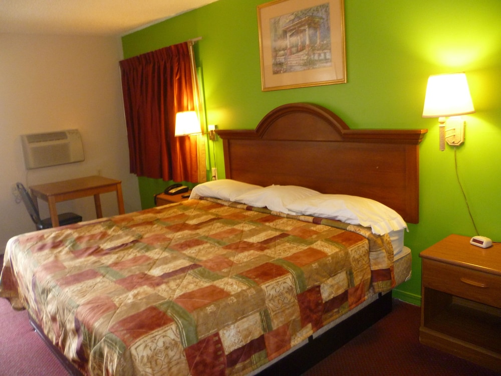 Single Room, 1 King Bed photo 2